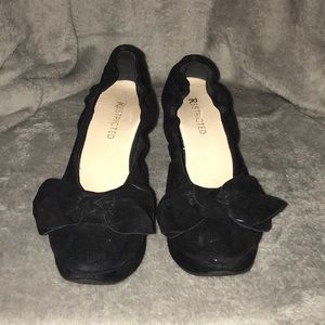Black bow platform flats